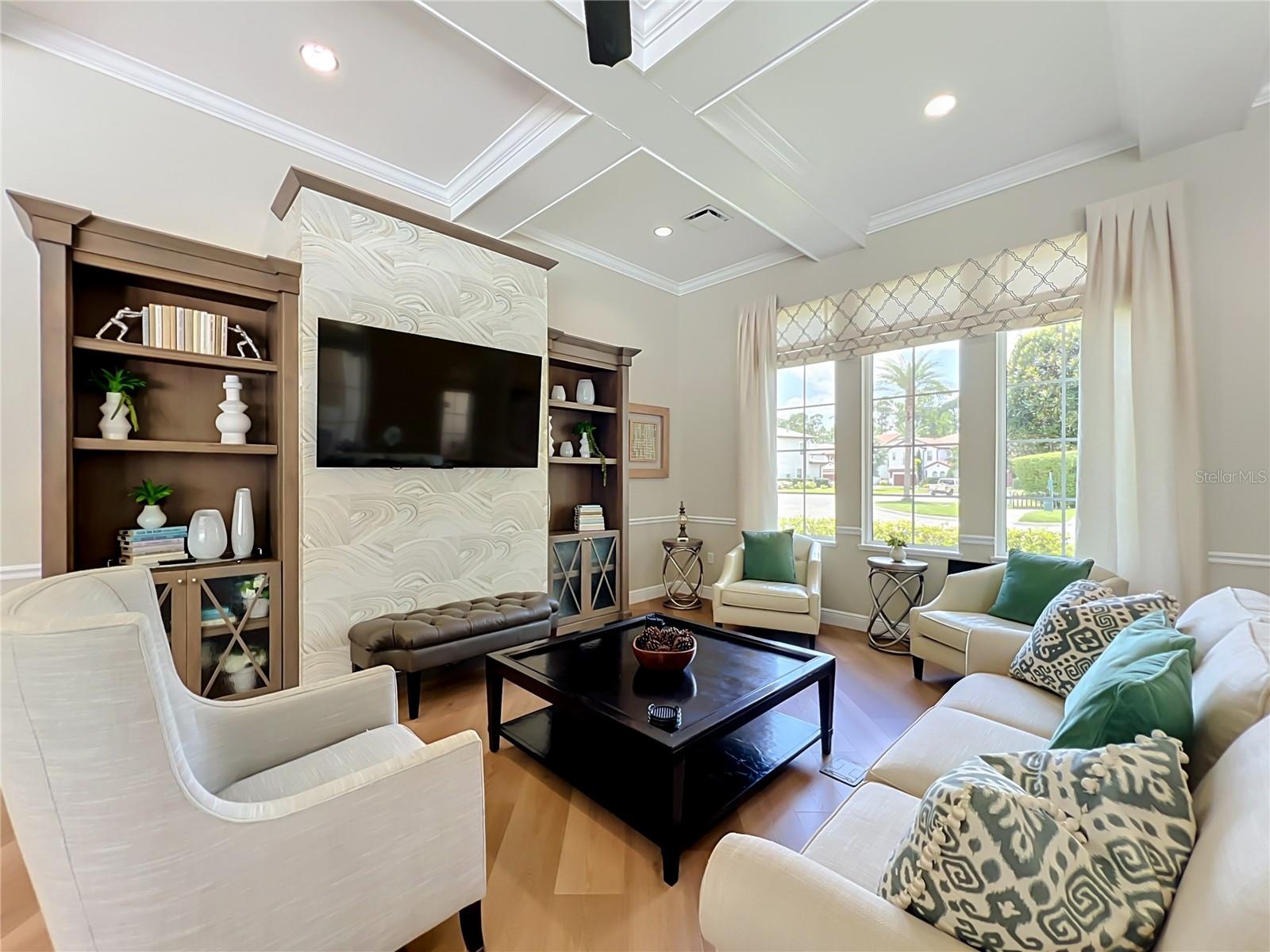ROYAL CYPRESS PRESERVE - Residential
