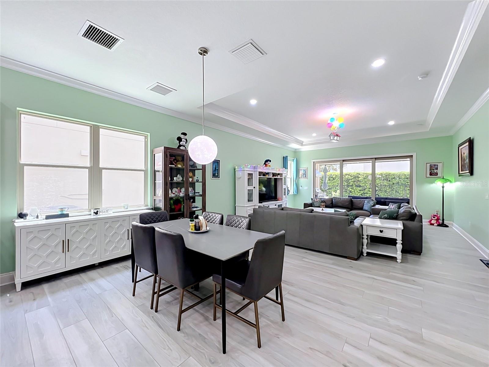 ROYAL CYPRESS PRESERVE - Residential
