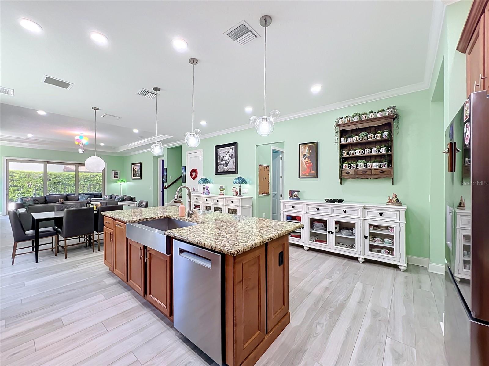 ROYAL CYPRESS PRESERVE - Residential