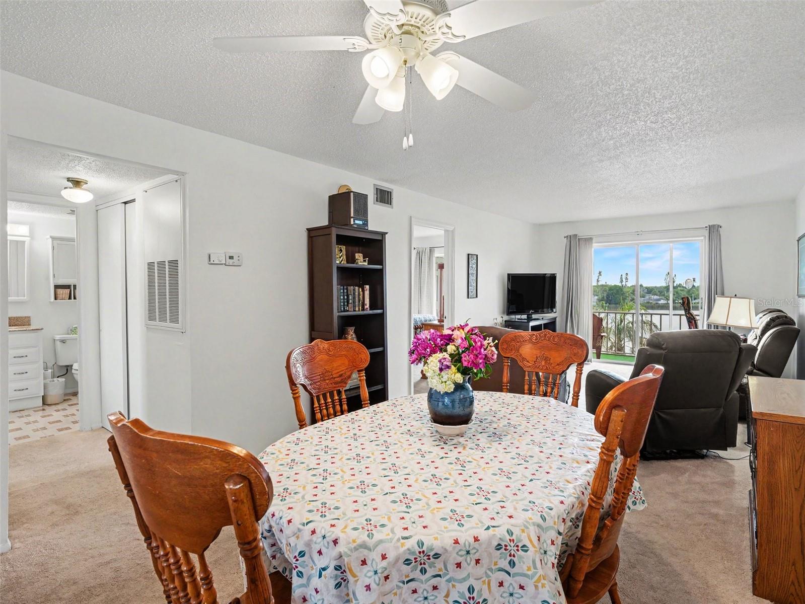 BAYSHORE ON THE LAKE APTS II SEC 1 - Residential