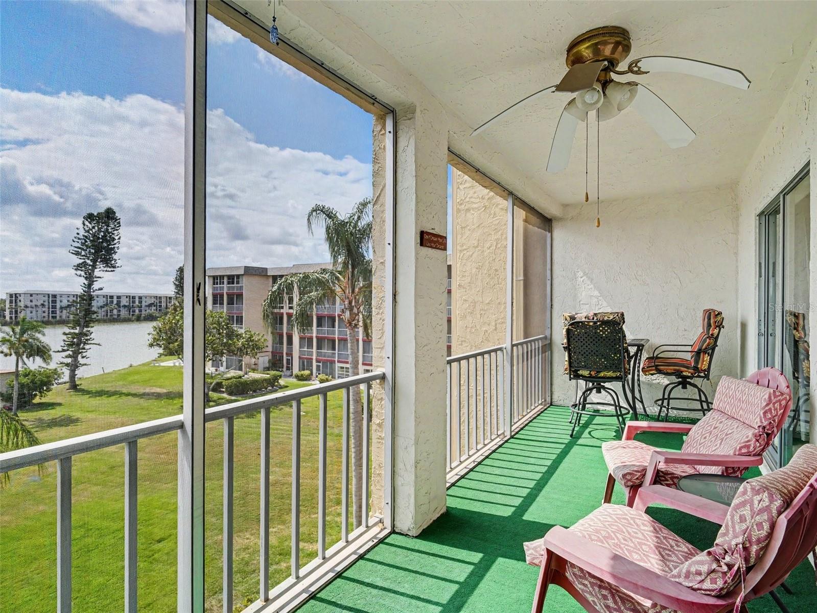 BAYSHORE ON THE LAKE APTS II SEC 1 - Residential
