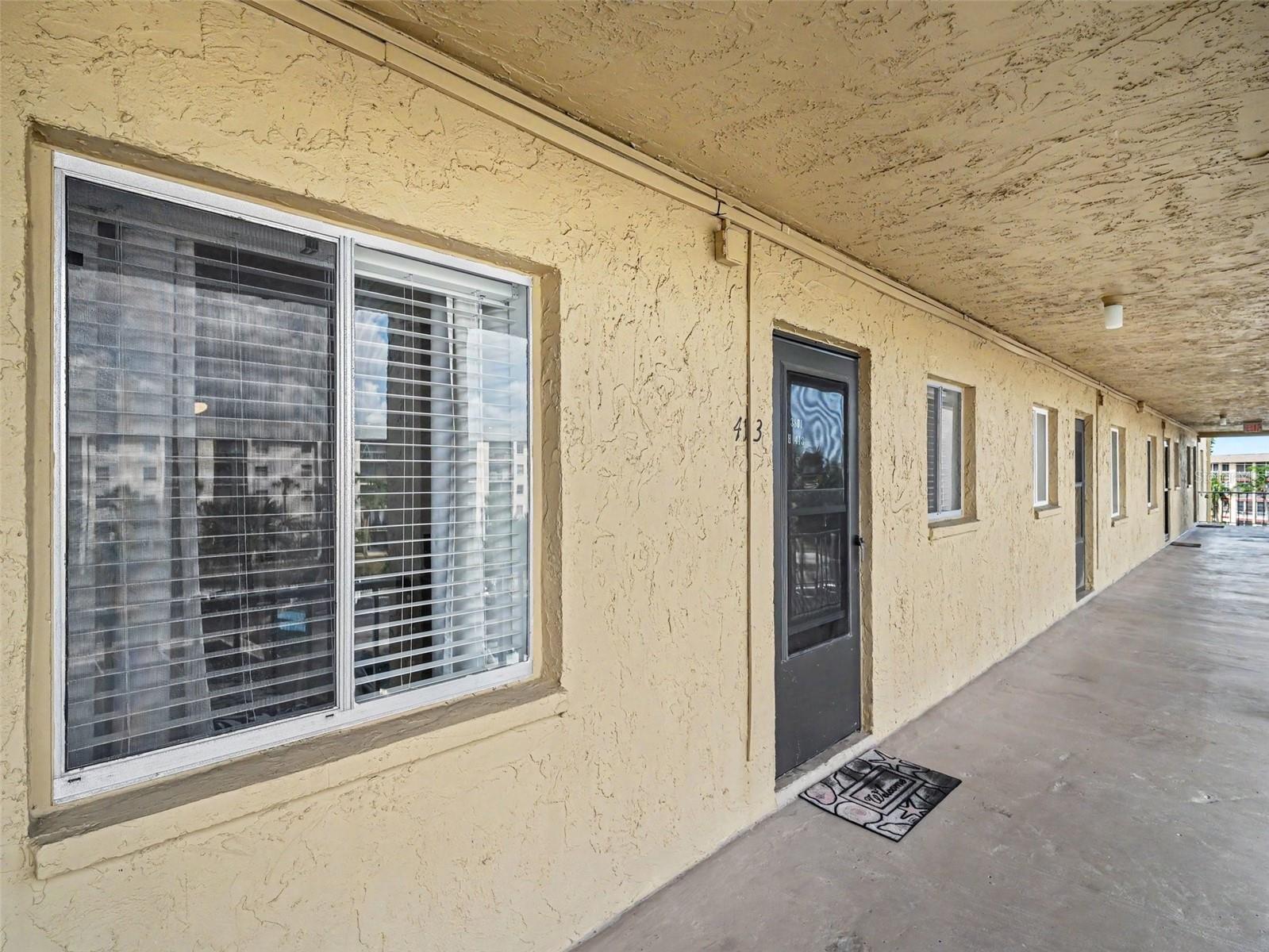 BAYSHORE ON THE LAKE APTS II SEC 1 - Residential