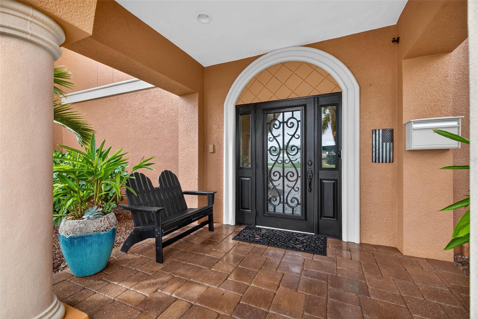 BROADWATER - Residential