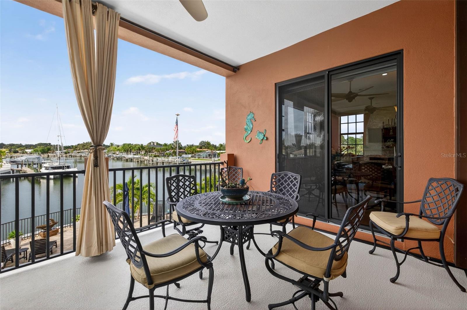 BROADWATER - Residential