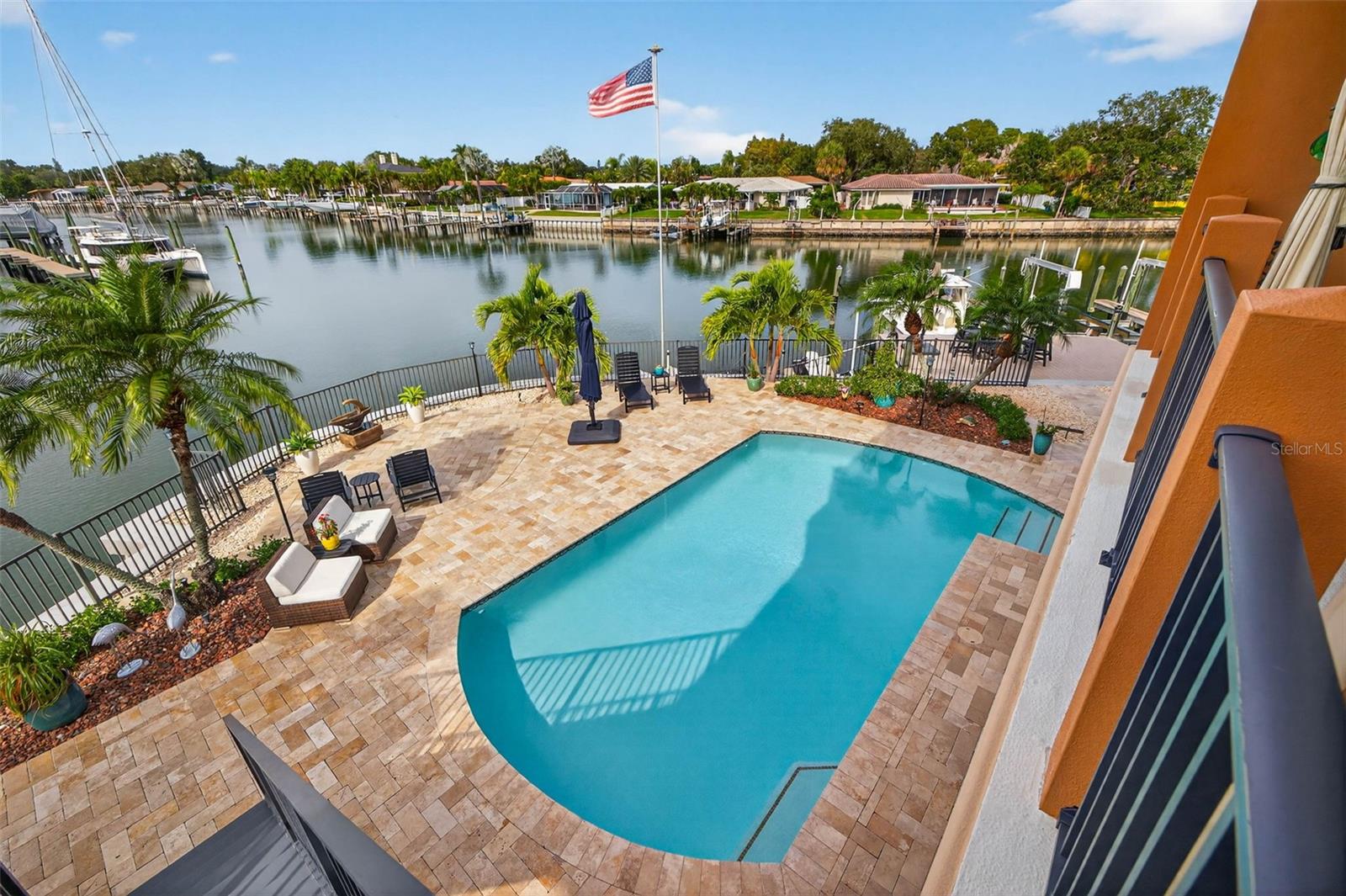 BROADWATER - Residential
