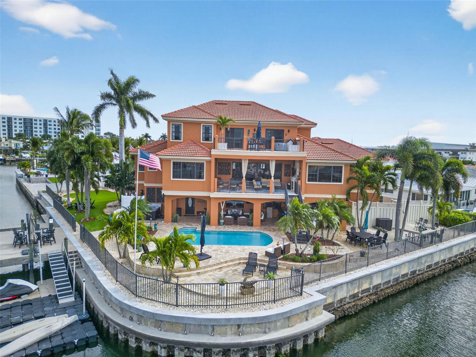 BROADWATER - Residential
