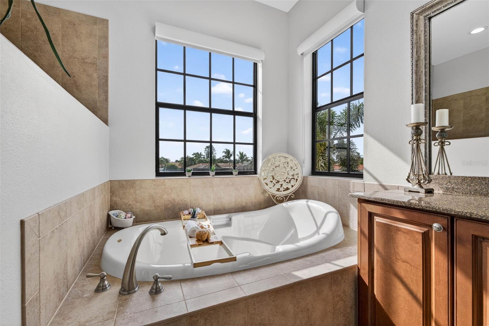 BROADWATER - Residential