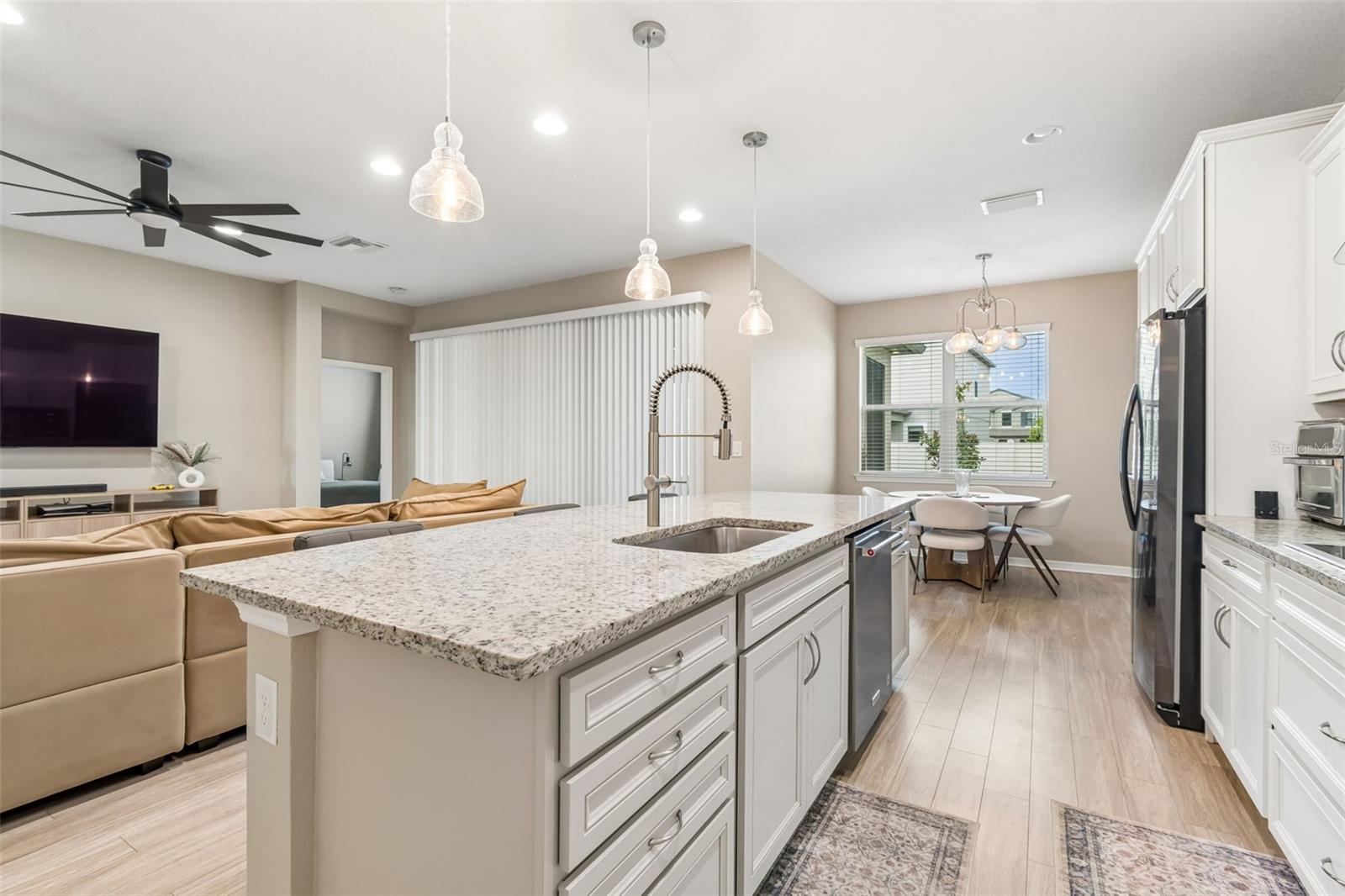 EPPERSON RANCH SOUTH PH 1 - Residential