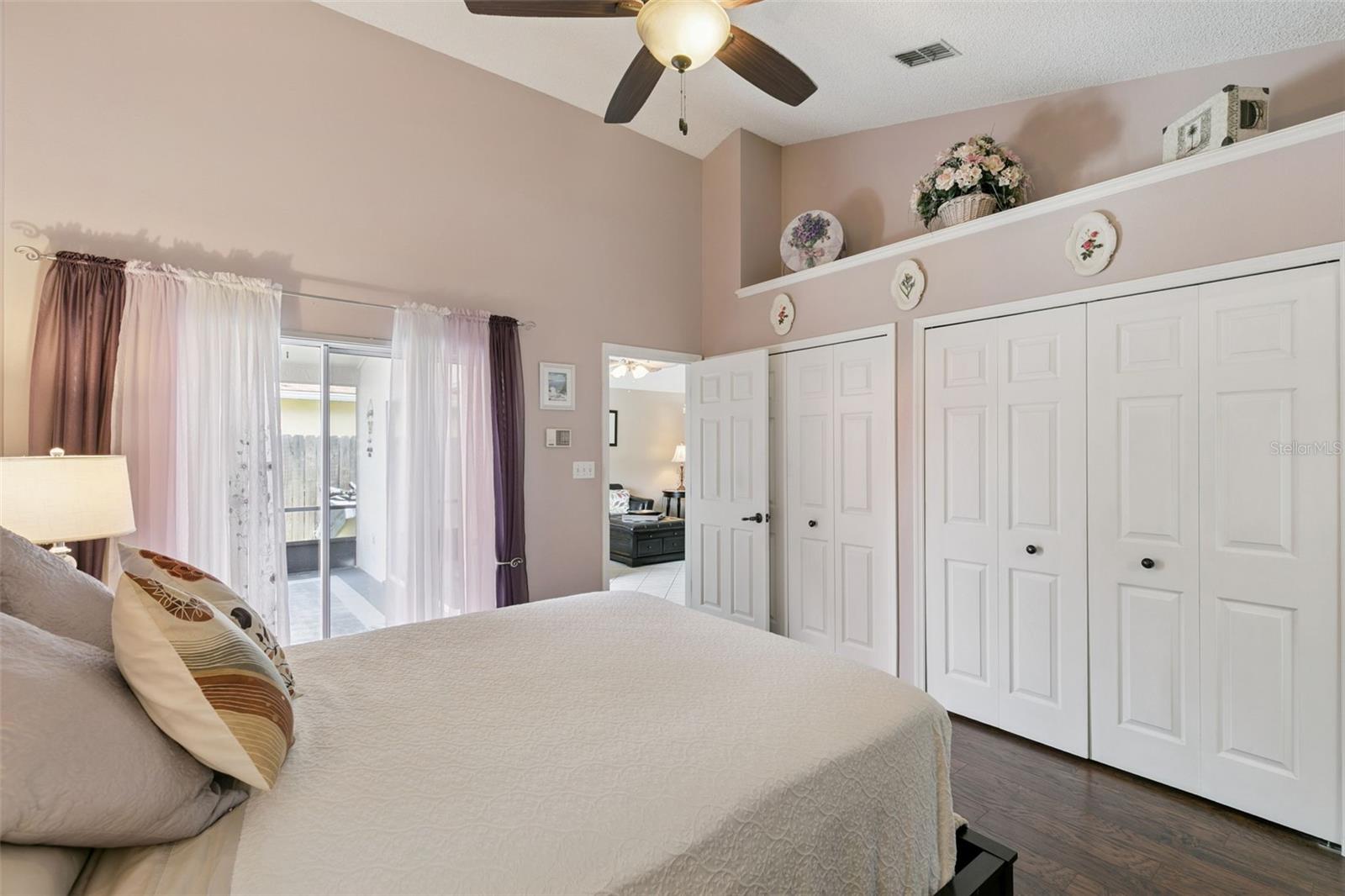 SOUTHCHASE UNIT 4 - Residential