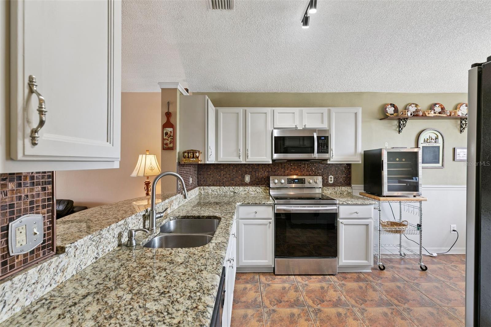SOUTHCHASE UNIT 4 - Residential