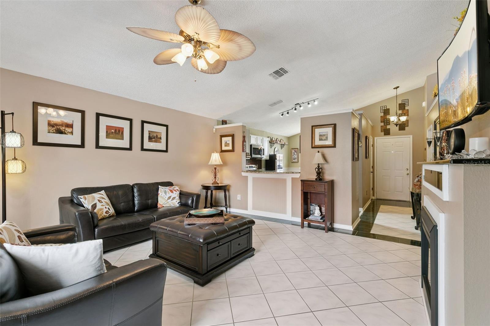 SOUTHCHASE UNIT 4 - Residential