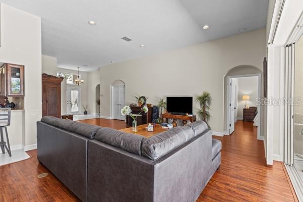 ROSEDALE 1 - Residential