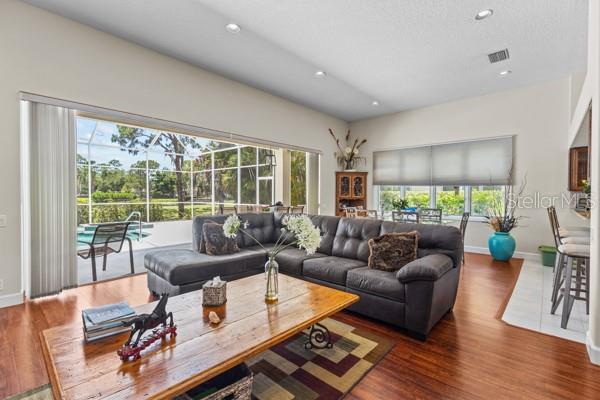 ROSEDALE 1 - Residential