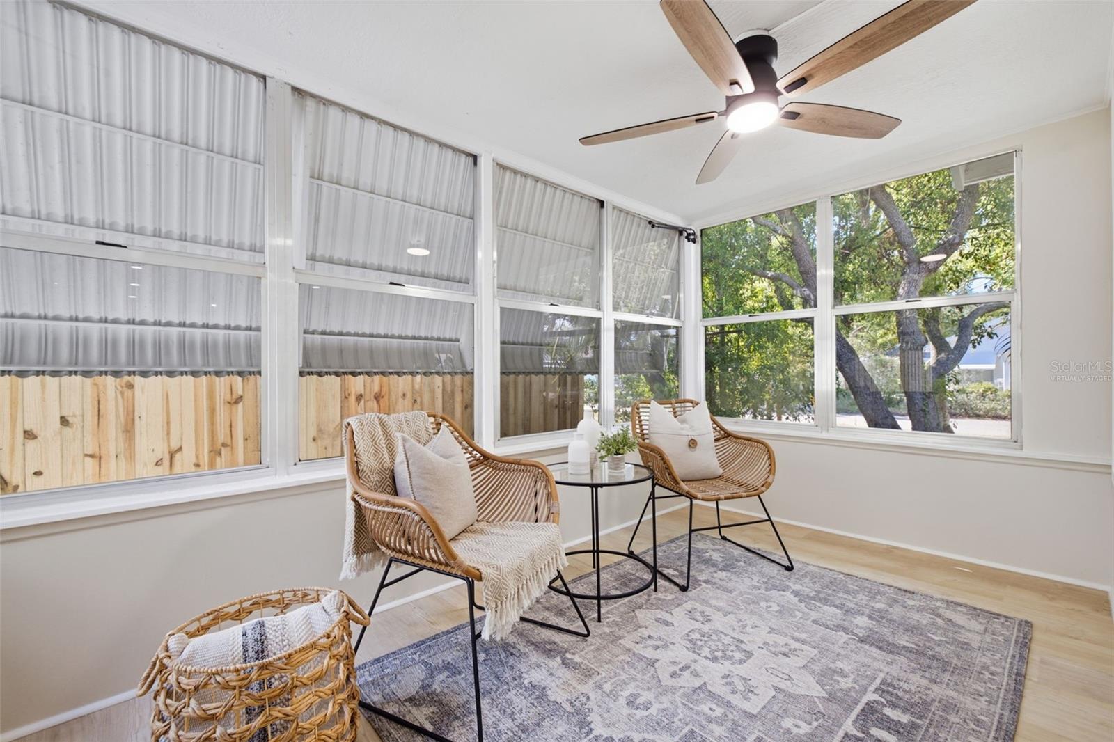 SHADOW LAWN - Residential