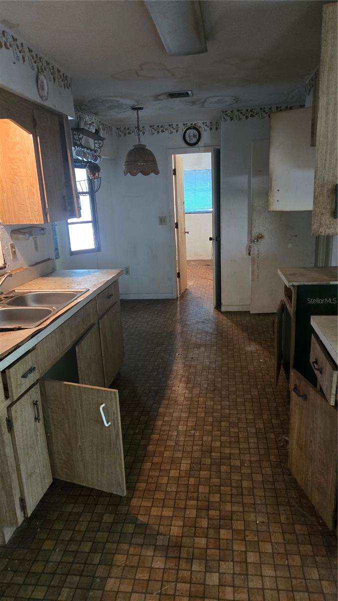 MOUNT PLEASANT - Residential