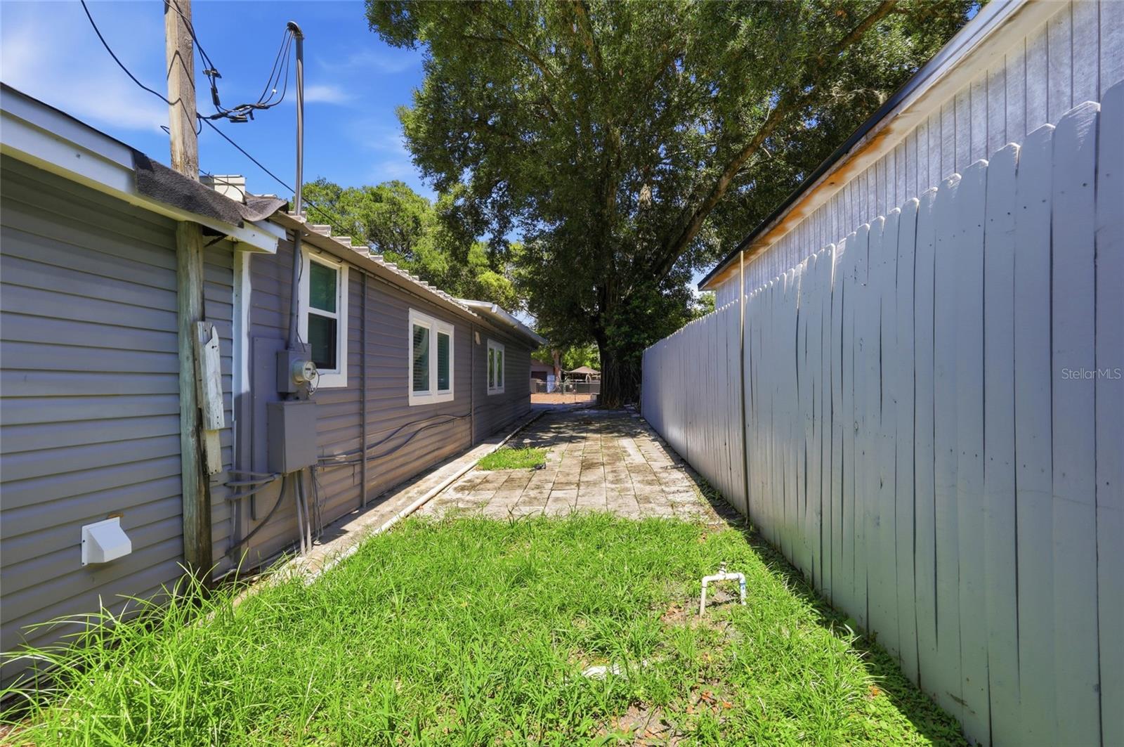 MOBILE MANOR REP OF BLK D - Residential