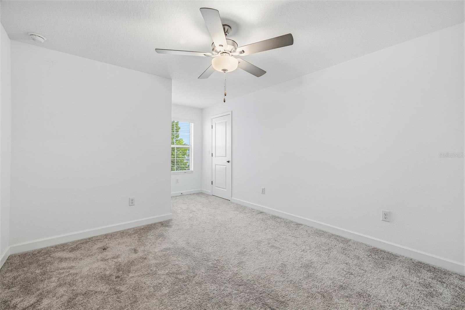 BRYANT SQUARE - Residential
