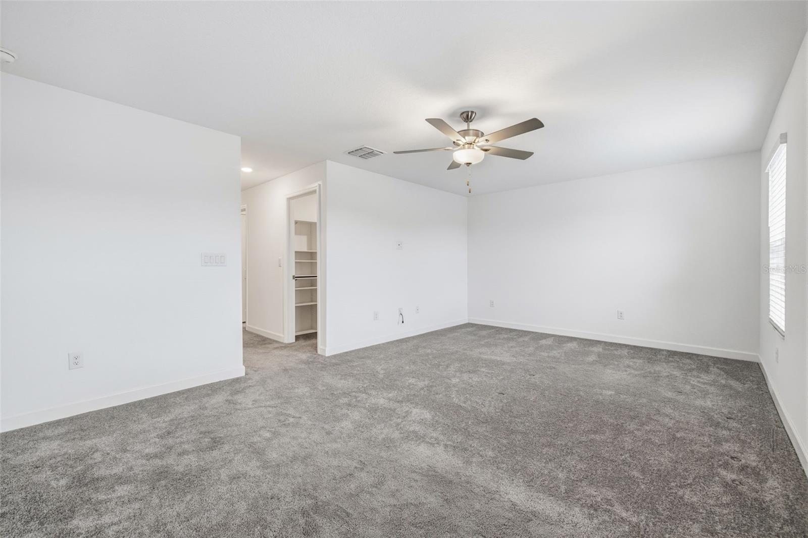 BRYANT SQUARE - Residential