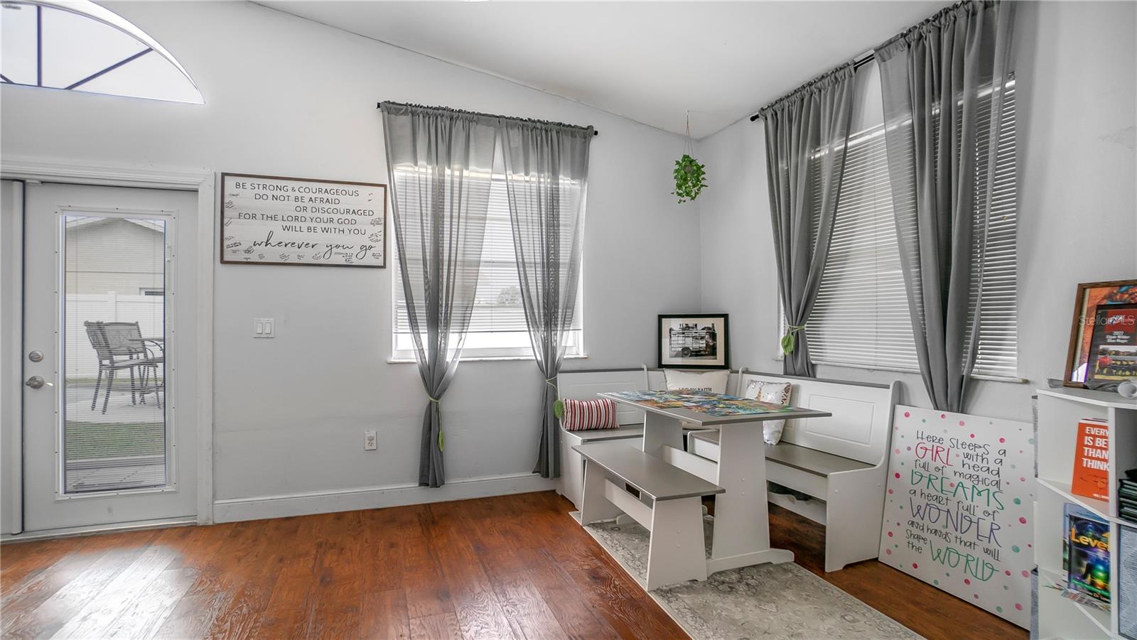 PEPPERTREE SECOND ADD - Residential Lease