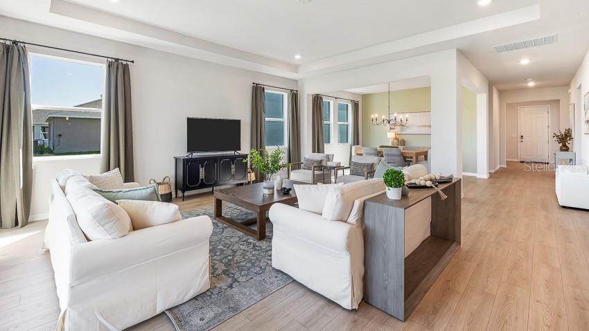 OAKFIELD TRAILS - Residential