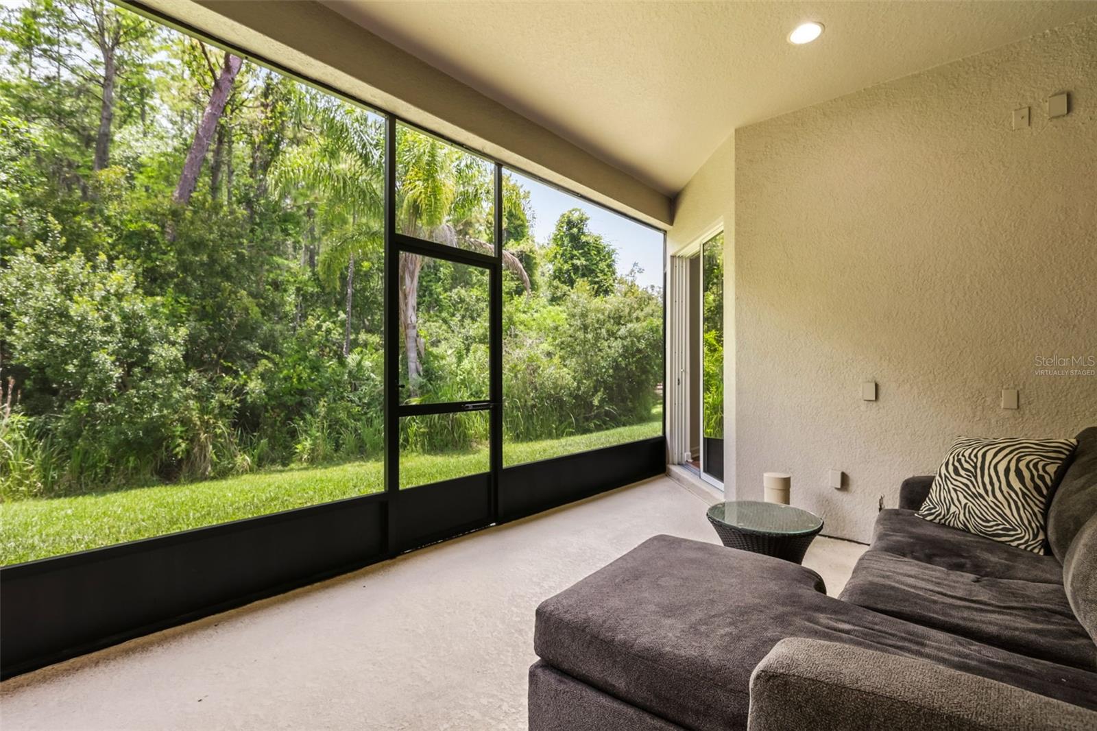 STONEYBROOK - Residential