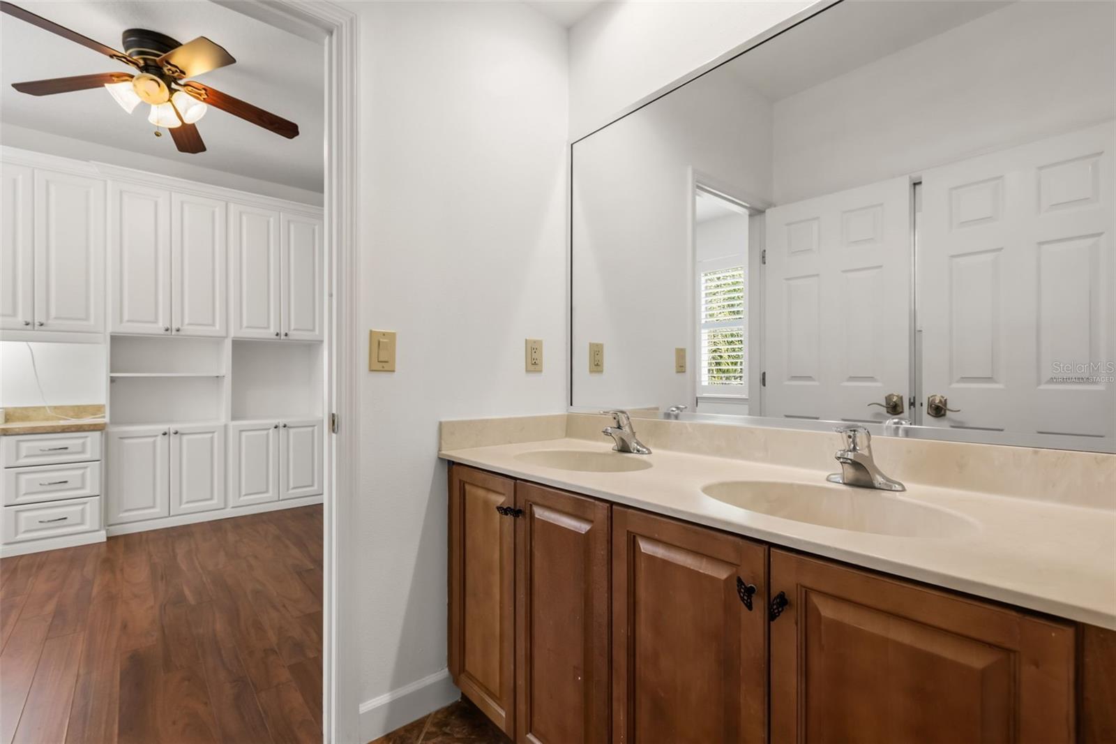 STONEYBROOK - Residential