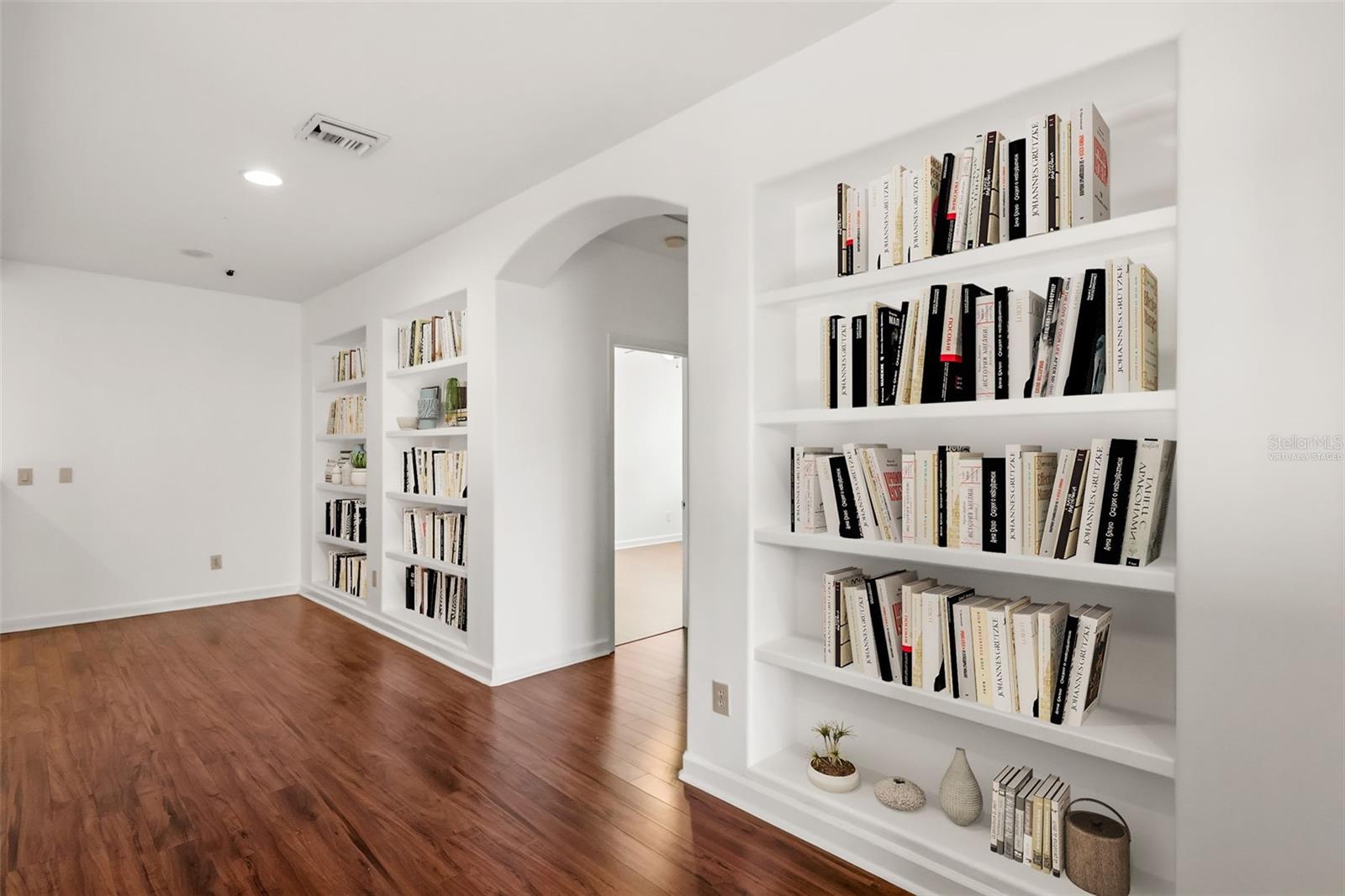STONEYBROOK - Residential