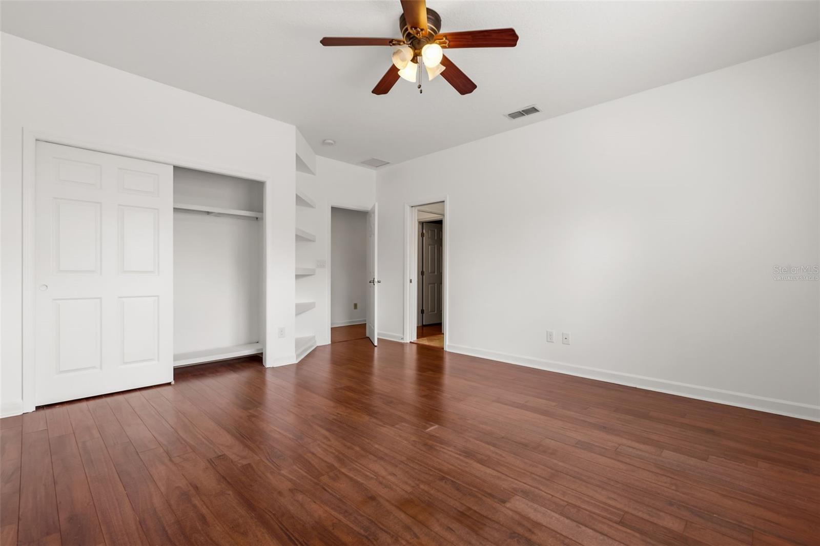 STONEYBROOK - Residential
