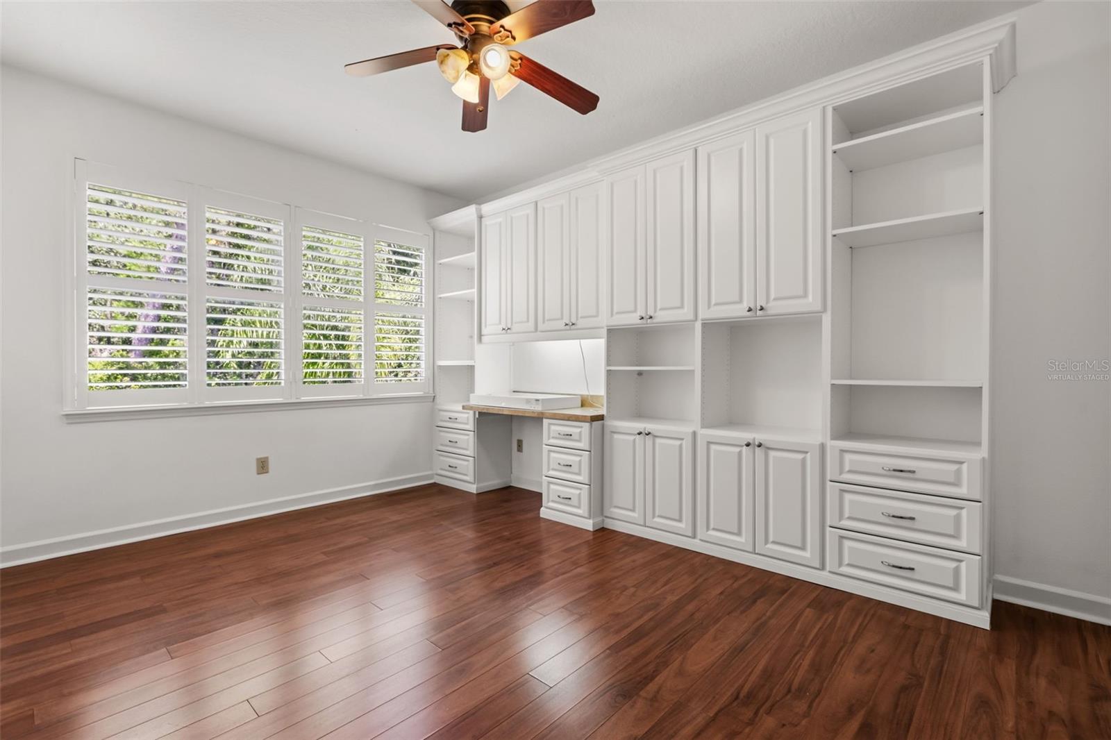 STONEYBROOK - Residential