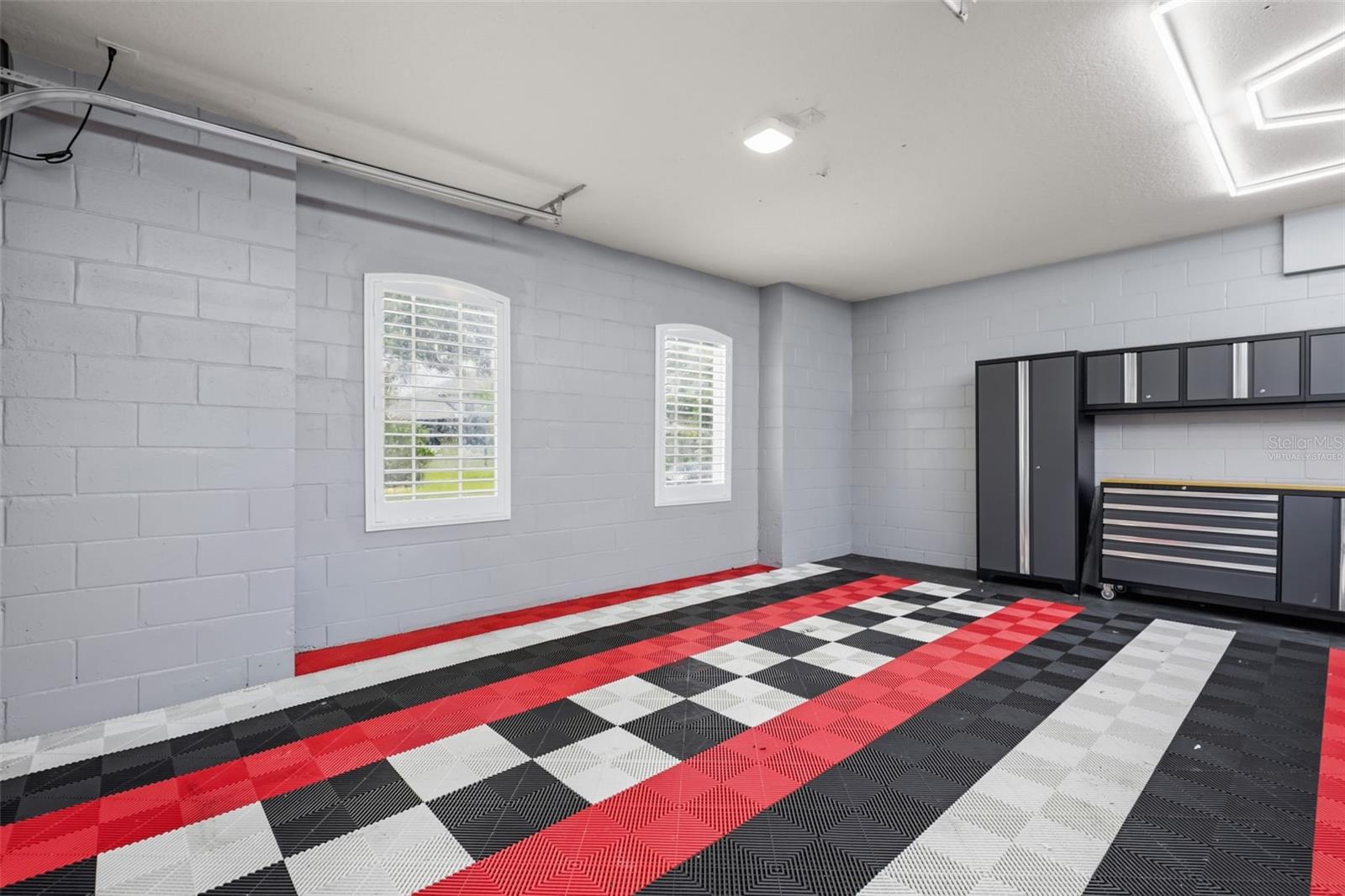 STONEYBROOK - Residential