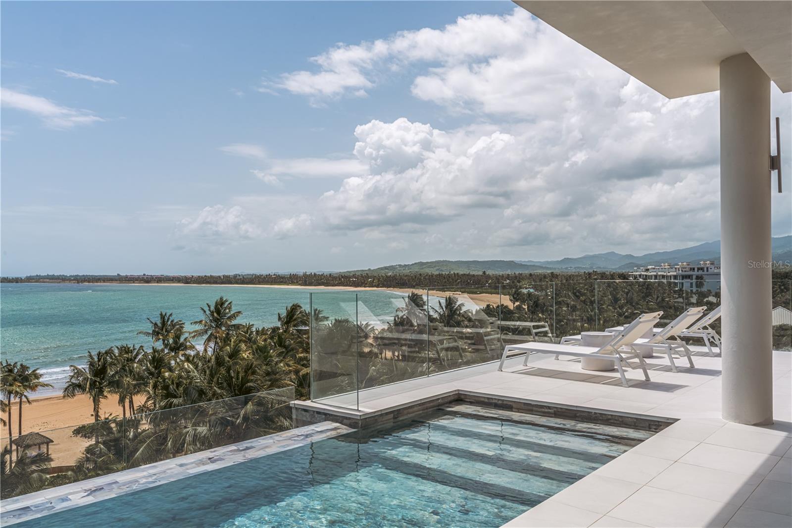 Spectacular Four Seasons Private Residences Penthouse right on the water. Enjoy Tropical Paradise Everyday with breathtaking views of Bahia's two mile pristine beach and mountains. 

Inspired by its surroundings this exquisite Penthouse features 3 bedrooms / 3.5 bathrooms on the fifth floor, a flex room, expansive terrace with private pool, outdoor kitchen and bar on the sixth floor. Fully furnished and equipped. Move-In-Ready.