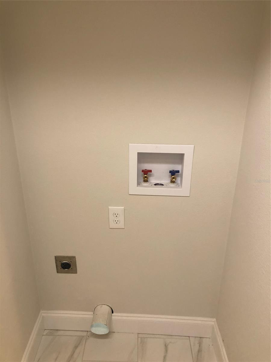 Sheldons New Smyrna - Residential Lease