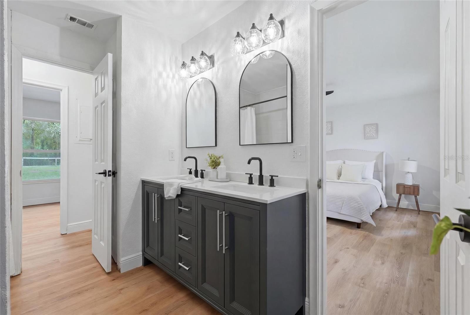 ARNO FARMS - Residential