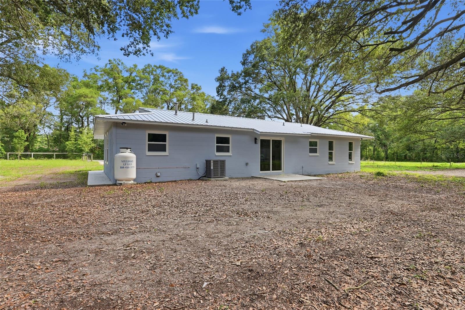 ARNO FARMS - Residential
