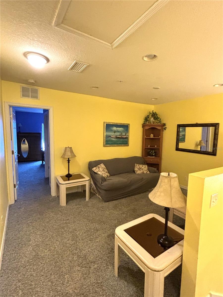 LAKESIDE VILLAGE TOWNHOME - Residential