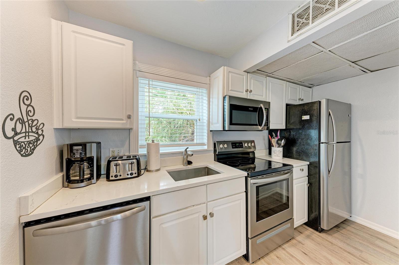 SEAGRASS FLATS - Residential