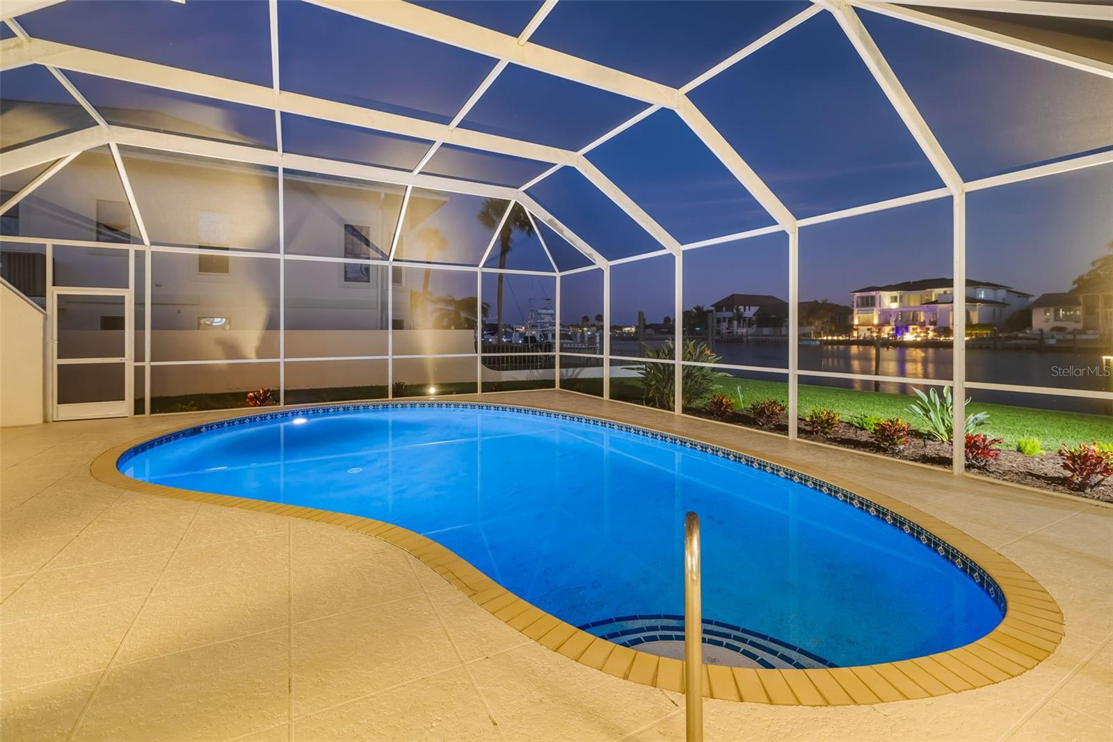 LIDO BEACH - Residential