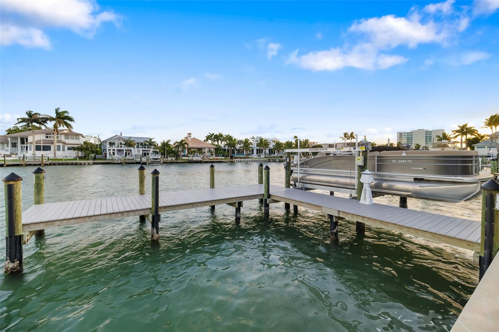 LIDO BEACH - Residential