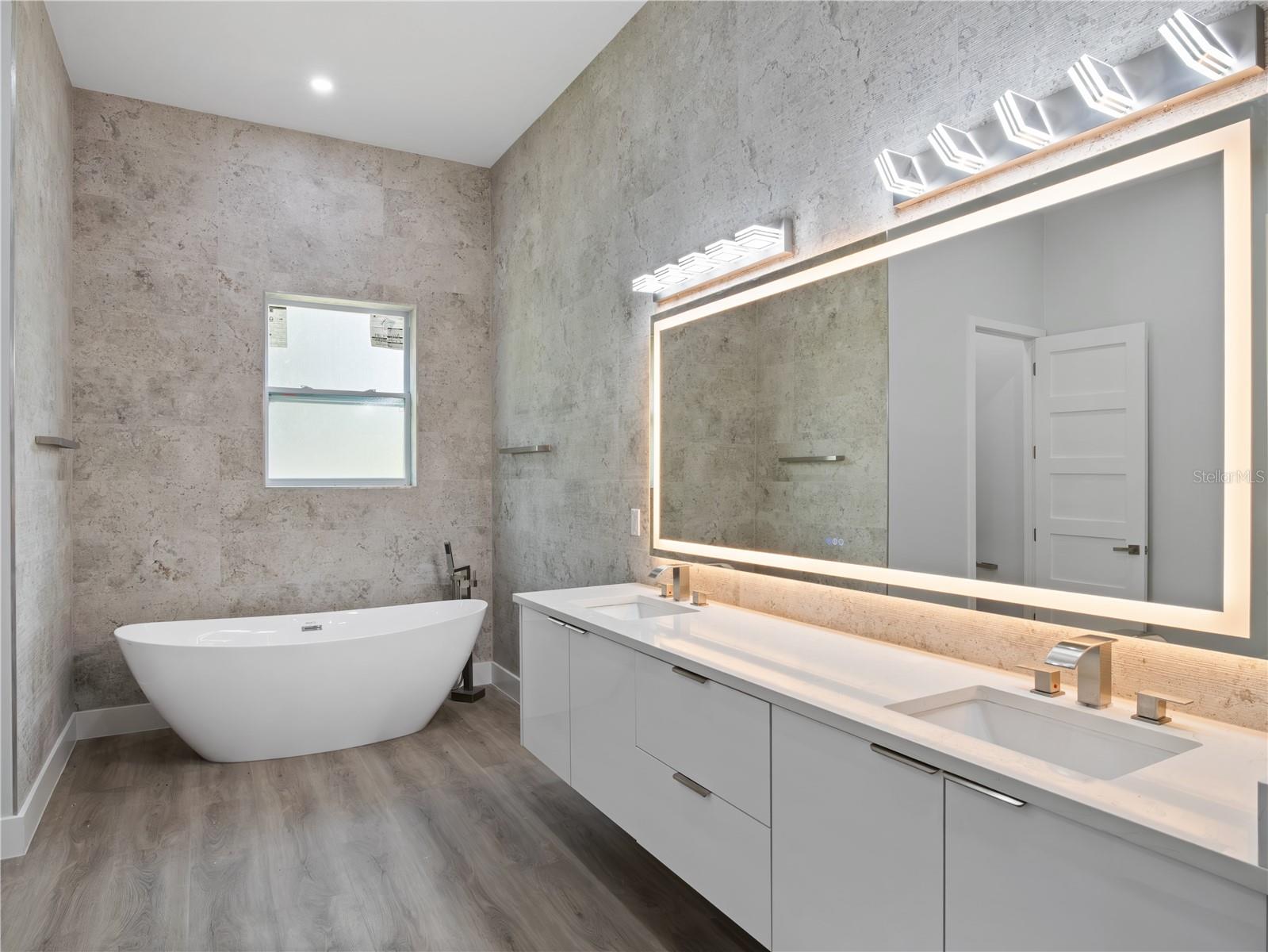 CLERMONT INDIAN HILLS - Residential