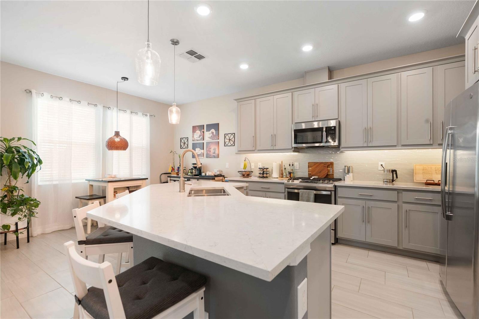 ESTANCIA PH 4 - Residential