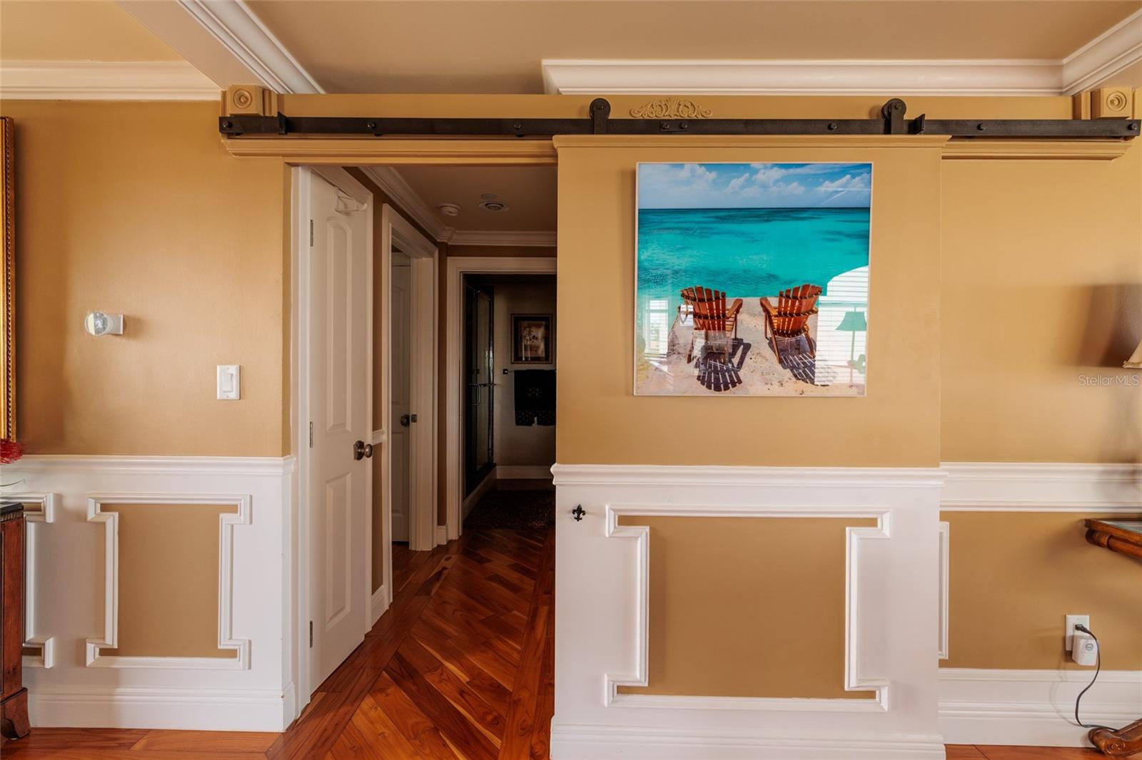 HARBOURSIDE CONDO - Residential