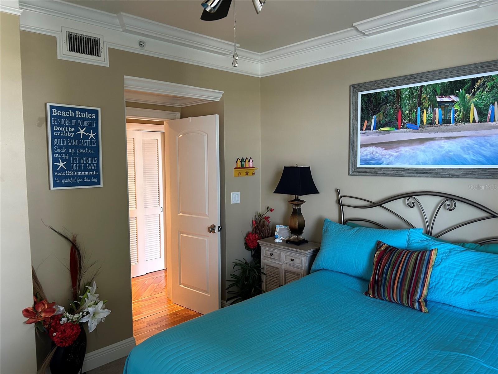 HARBOURSIDE CONDO - Residential
