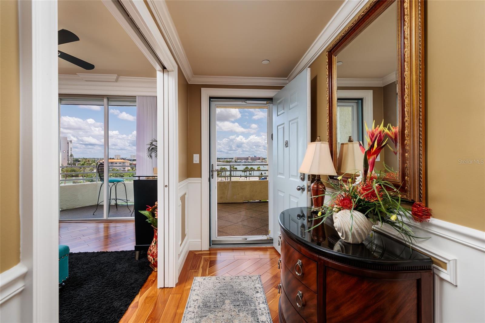 HARBOURSIDE CONDO - Residential