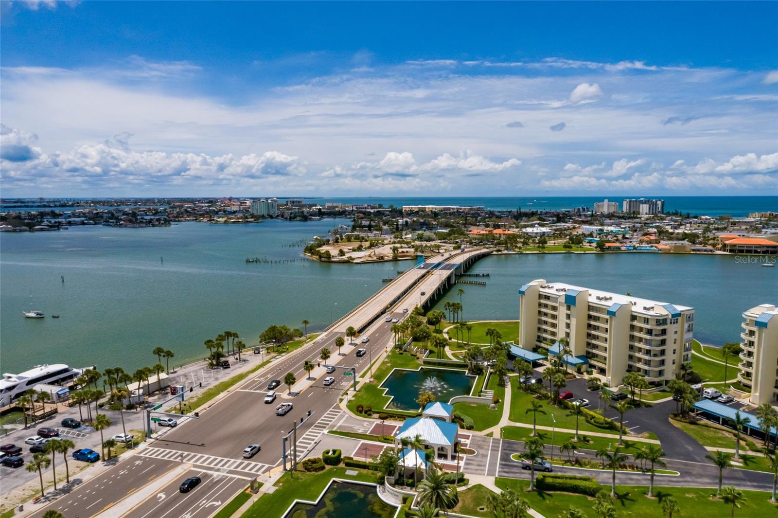 HARBOURSIDE CONDO - Residential