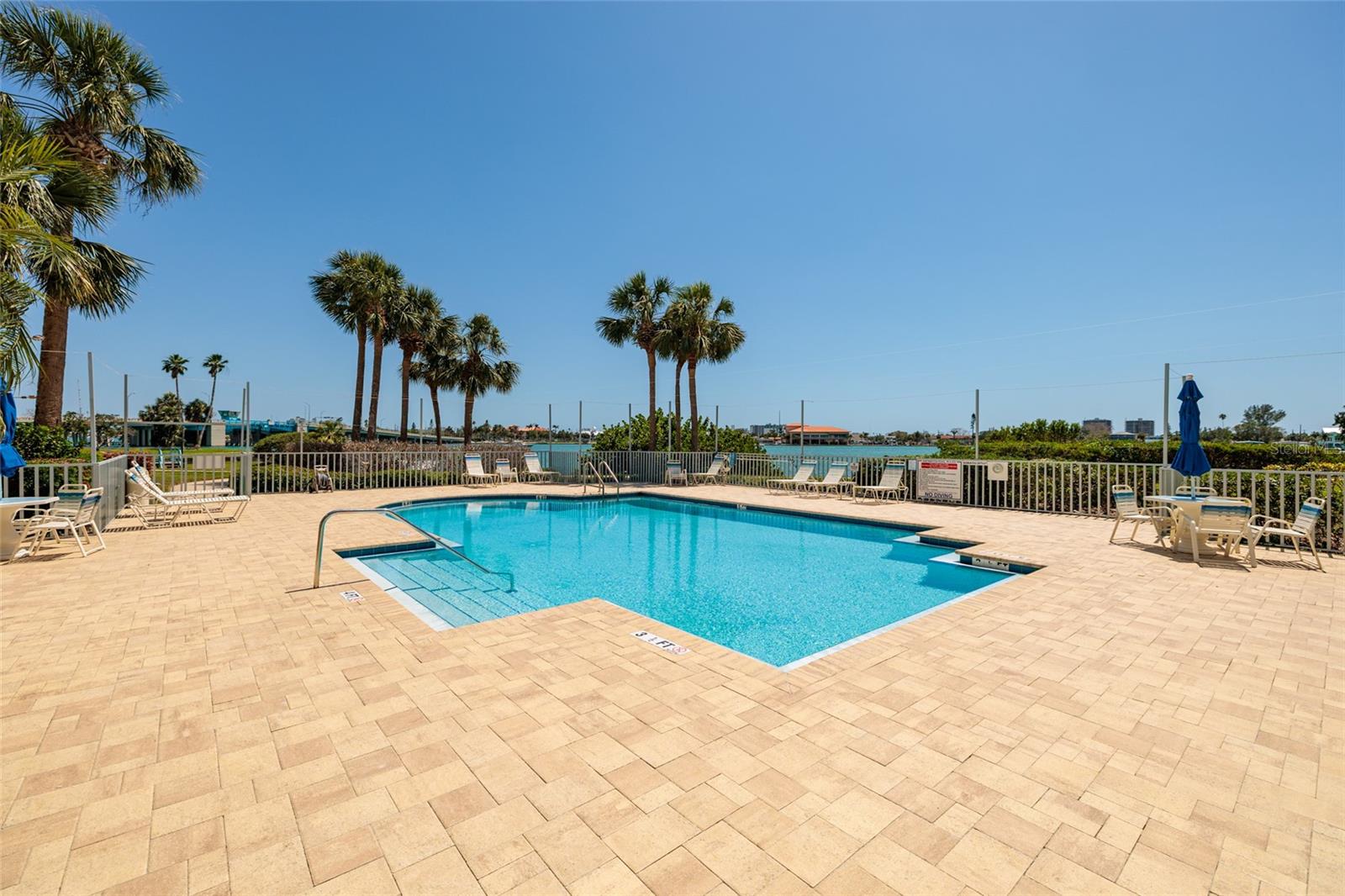 HARBOURSIDE CONDO - Residential