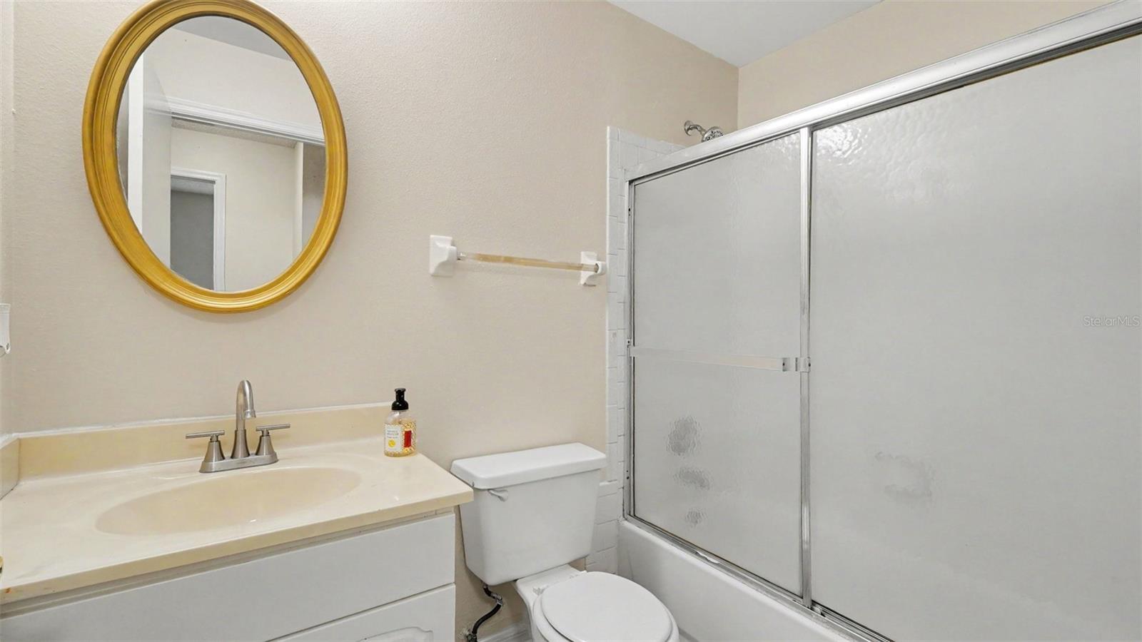 SILVER SPRINGS SHORES - Residential