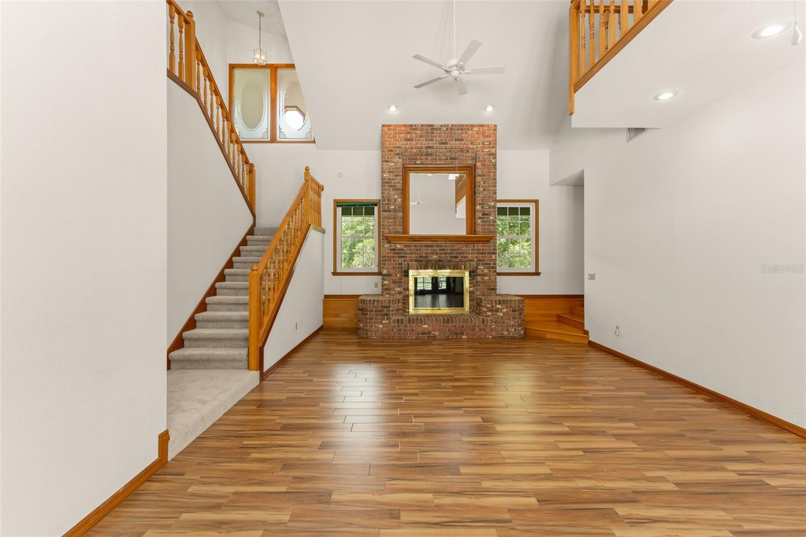 PICKETT DOWNS - Residential