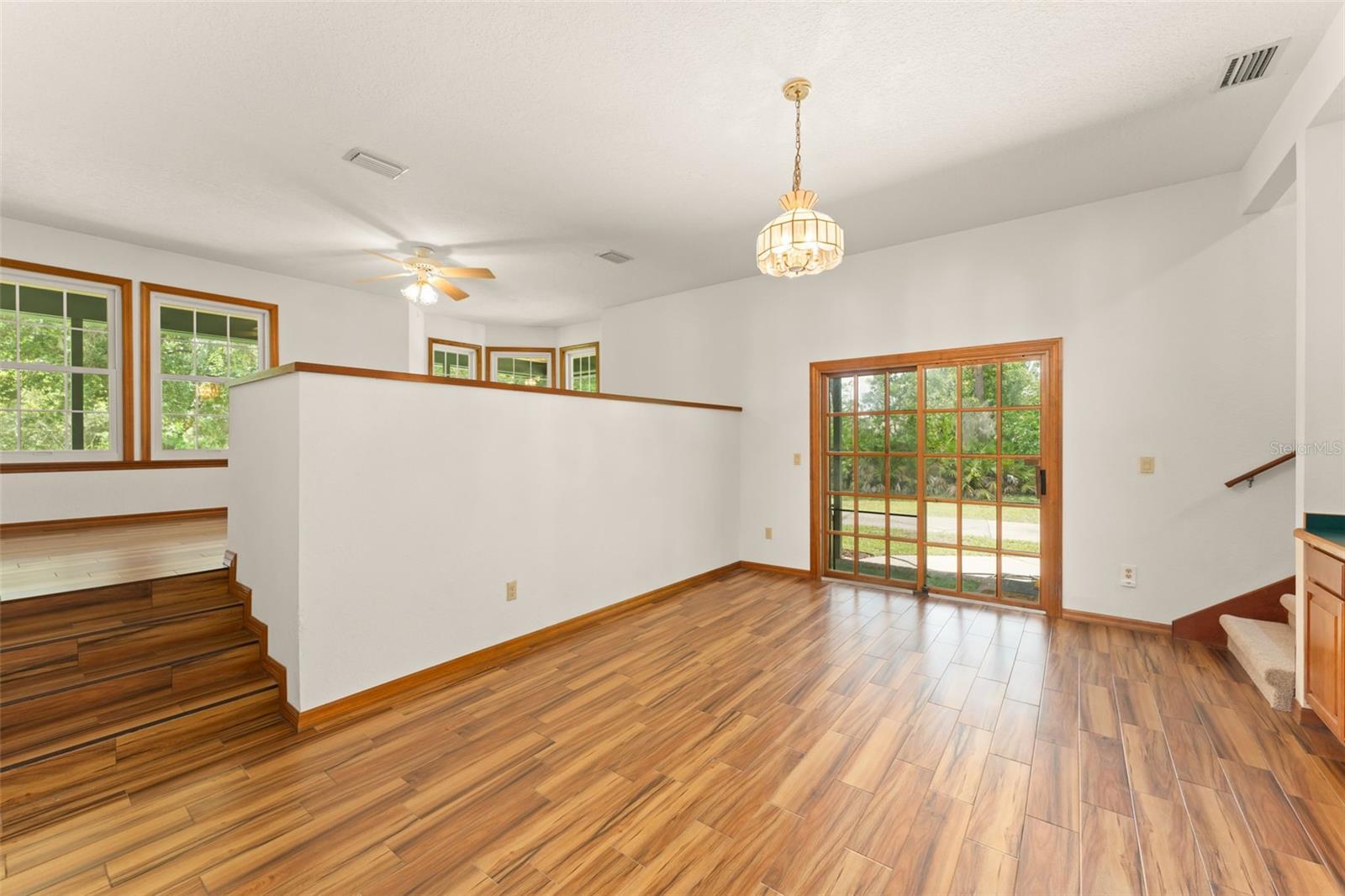 PICKETT DOWNS - Residential