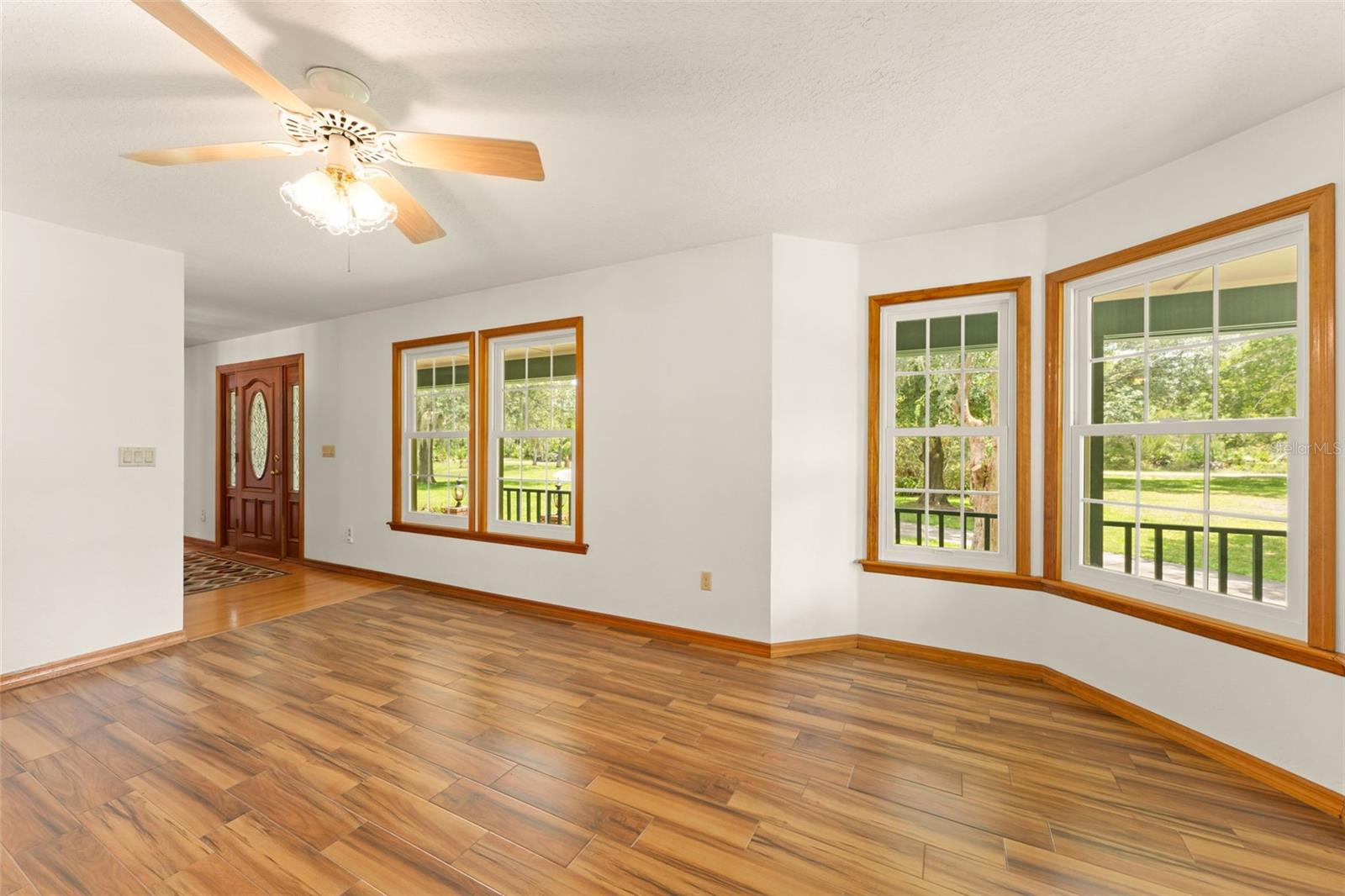 PICKETT DOWNS - Residential