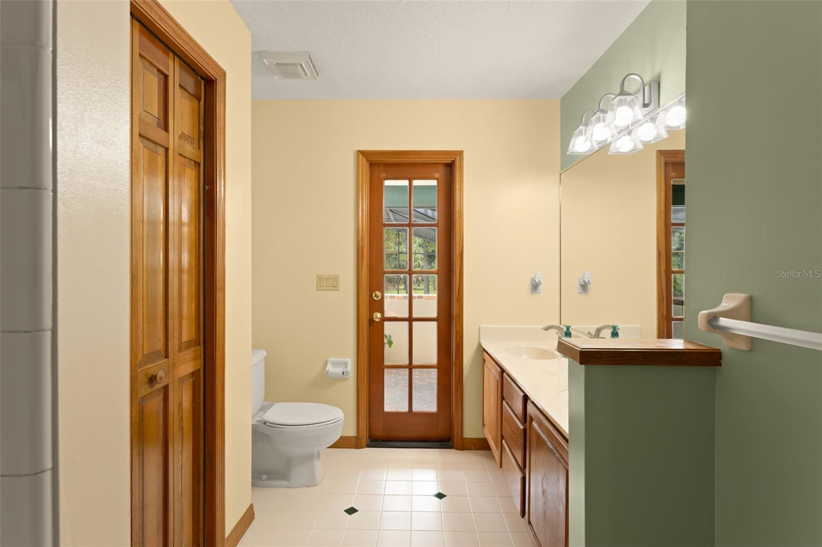 PICKETT DOWNS - Residential